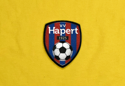 Aufnäher mit dem Wappen der Fußballmannschaft VV Hapert