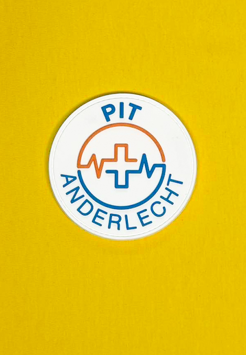 3D-PVC-Embleme für das PIT-Team des CHIREC Brüssel.